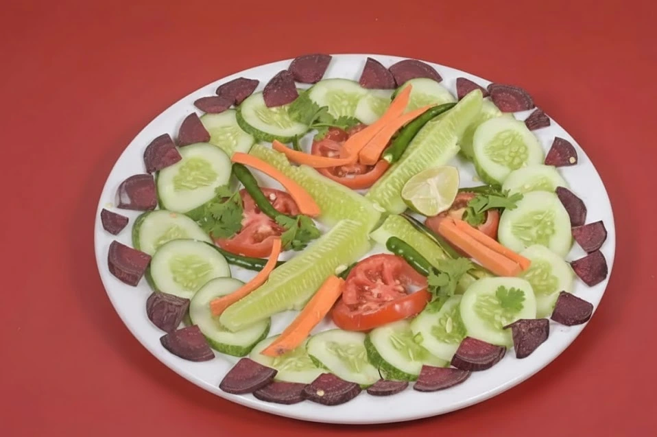 Green salad at Biryani Box Company Bhilai